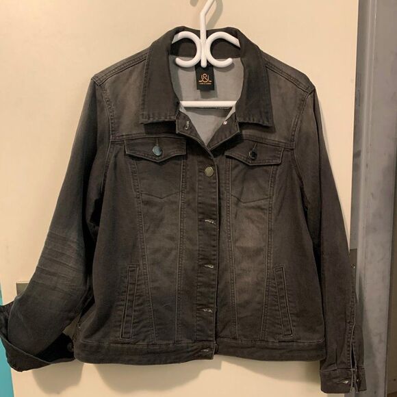 Love and Legend classic denim jacket, sz14, distressed look, acid wash, EUC - Picture 2 of 16